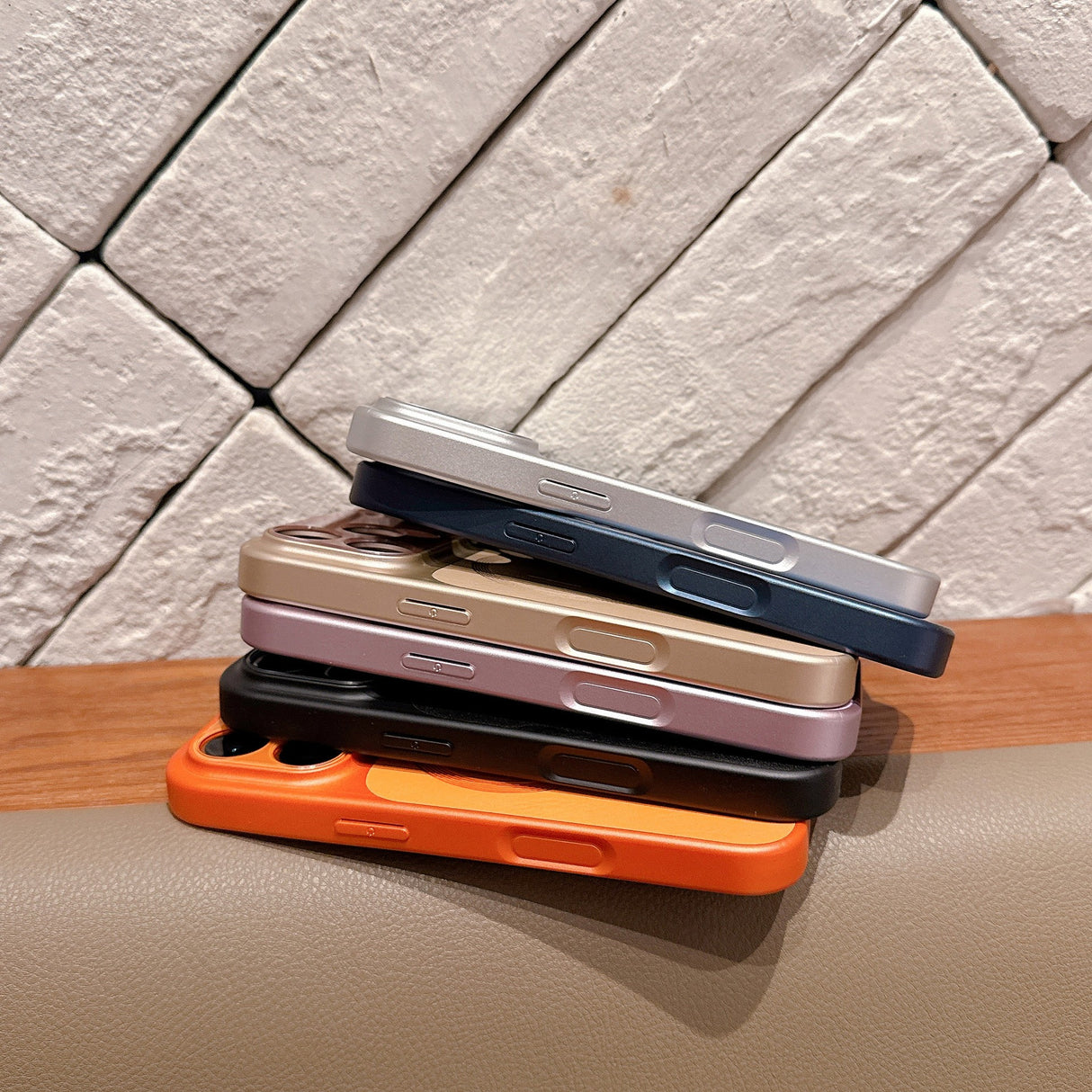 Carcasa Magnetica Mata, Flippy, pentru iPhone 17 Pro Max, Argintiu