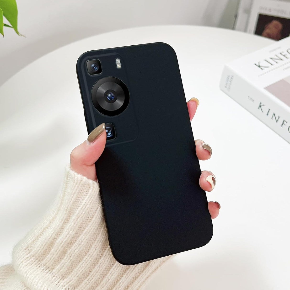 Husa de Protectie, Vivimall, pentru Huawei P60 Pro, Liquid Silicone, cu Microfibra pe Interior, Protectie Antisoc, Compatibil Incarcare Wireless, Negru - vivimall.ro