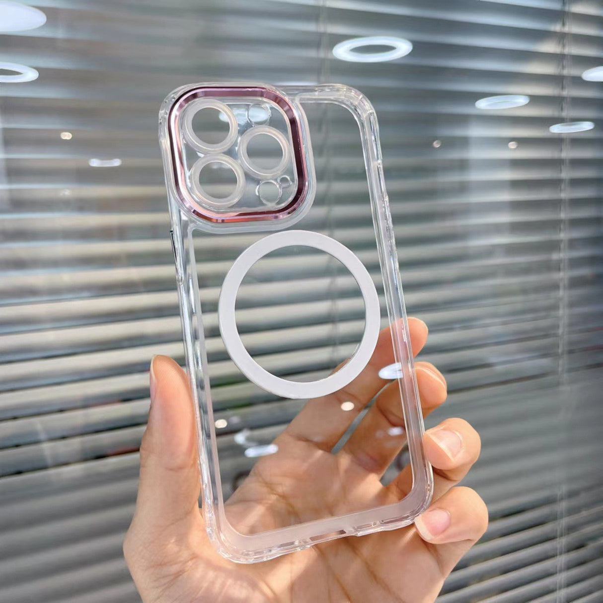 Husa MagSafe Silicone pentru iPhone 13, Flippy, Transparenta, Magnetica, Extra Protectie Camera Roz - vivimall.ro