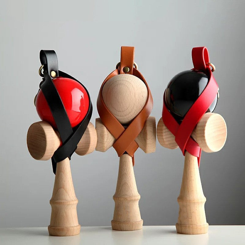 Husa pentru Kendama, Flippy, Husa de Depozitare pentru Kendama, din Piele Ecologica, Catarama cu Agatare pentru Transportare, Breloc 8, 12 x 6 cm, Maro deschis - vivimall.ro
