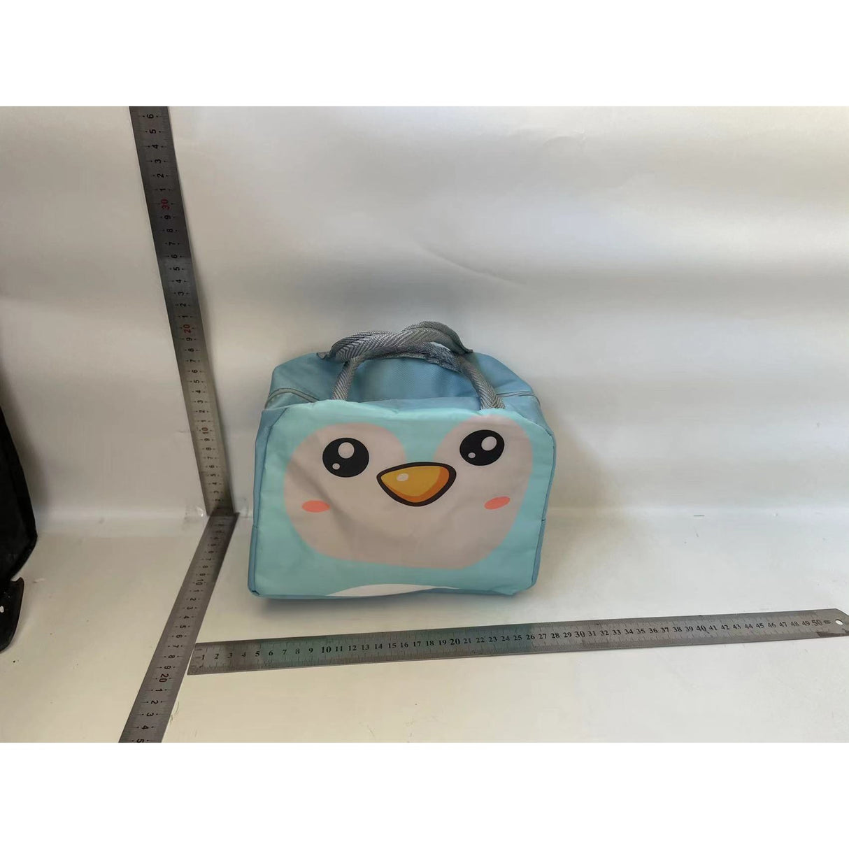 Geantă Frigorifică, Flippy, cu Desene Animat, Portabilă pentru Copii, de Prânz, din Pânză Oxford, 22x14x19 cm, Model Pinguin, Albastru