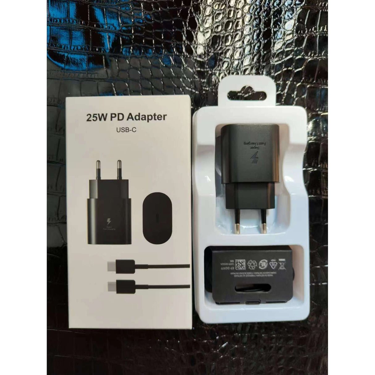 Incarcator Universal 25 W USB-C + Cablu Type-C, Vivimall, Negru - vivimall.ro