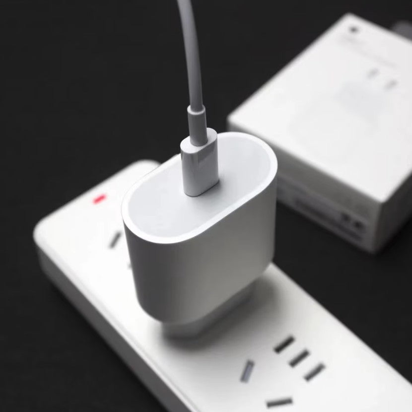 Incarcator Retea Fast Charge, Vivimall, Incarcator Standard European PD20W, Compatibil cu iPhone 8-14, Cablu Fast Charge Inclus de 27W, 1m, Alb - vivimall.ro