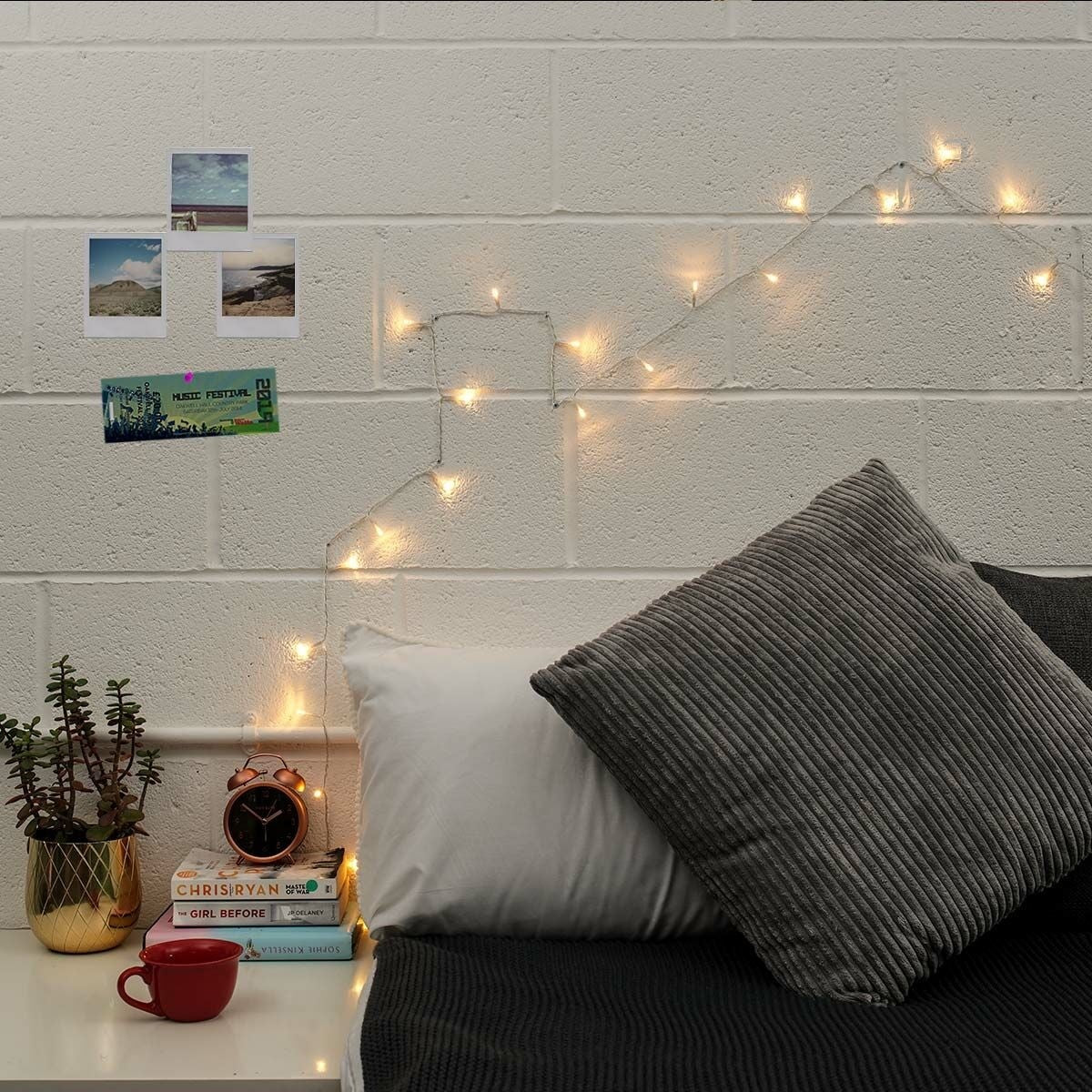 Instalatie Craciun, 110 m, 1100 Led-uri ,Liniara, Alb cald, 8 jocuri de lumini, Transformator cu telecomanda, Interconectabila, Prelungitor 5 m inclus, Fir Transparent, Vivimall - vivimall.ro