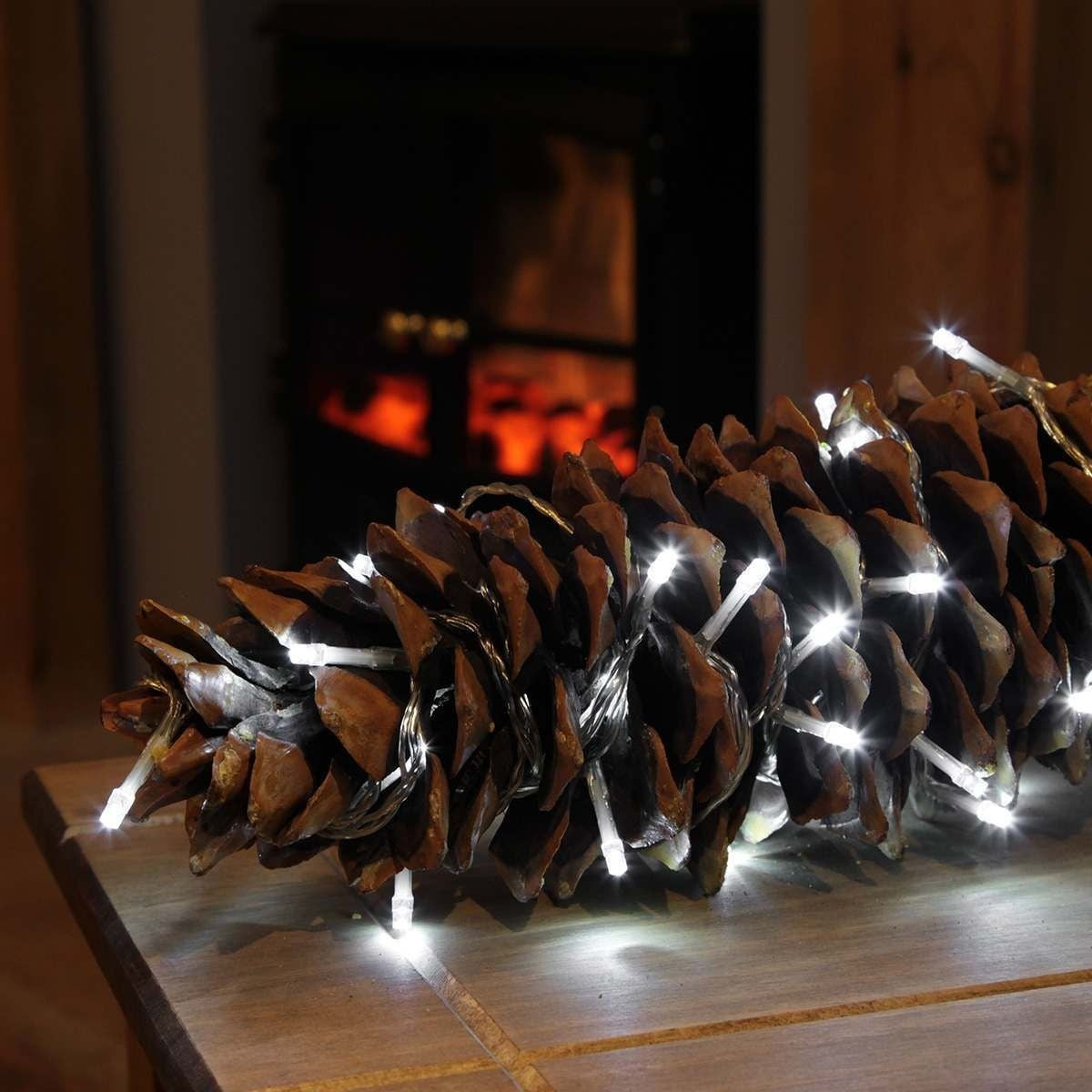 Instalatie Craciun, 110 m, 1100 Led-uri ,Liniara, Alb rece, 8 jocuri de lumini, Transformator cu telecomanda, Interconectabila, Prelungitor 5 m inclus, Fir Transparent, Vivimall - vivimall.ro