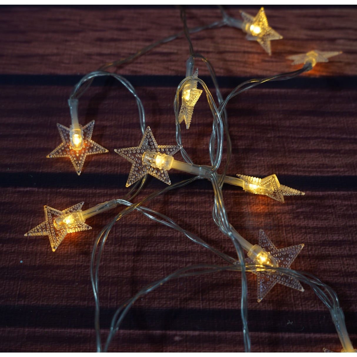 Instalatie Craciun, 3 M,20 de LED-uri, alb-cald, model cu stelute, liniara, cu baterie, interior/exterior, Flippy - vivimall.ro