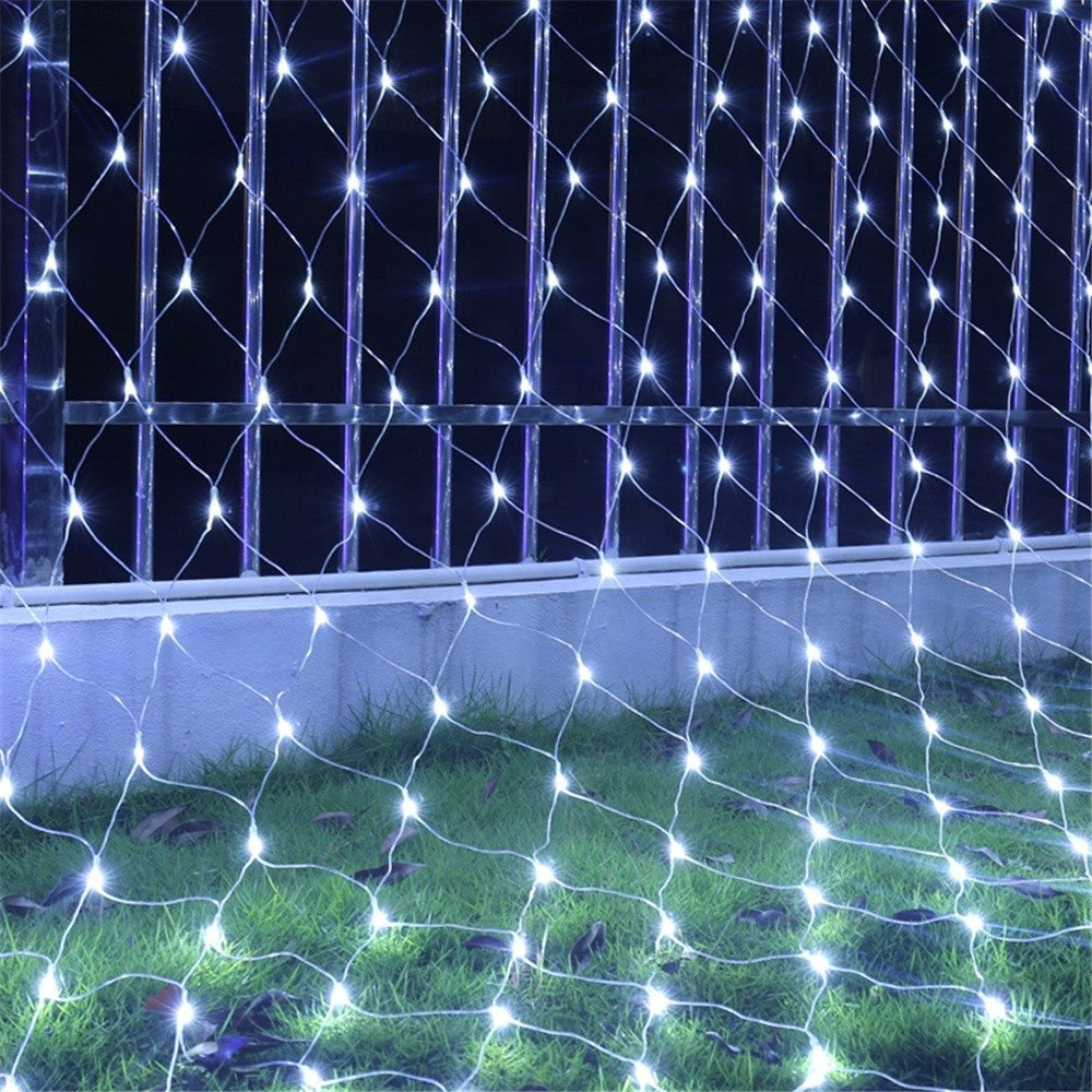 Instalatie Craciun, Tip Plasa, 1 m x 3 m, 160 LED-uri, Alb rece, 8 jocuri de lumini, Transformator, Interconectabila, Prelungitor 3 m inclus, Fir transparent, Vivimall - vivimall.ro