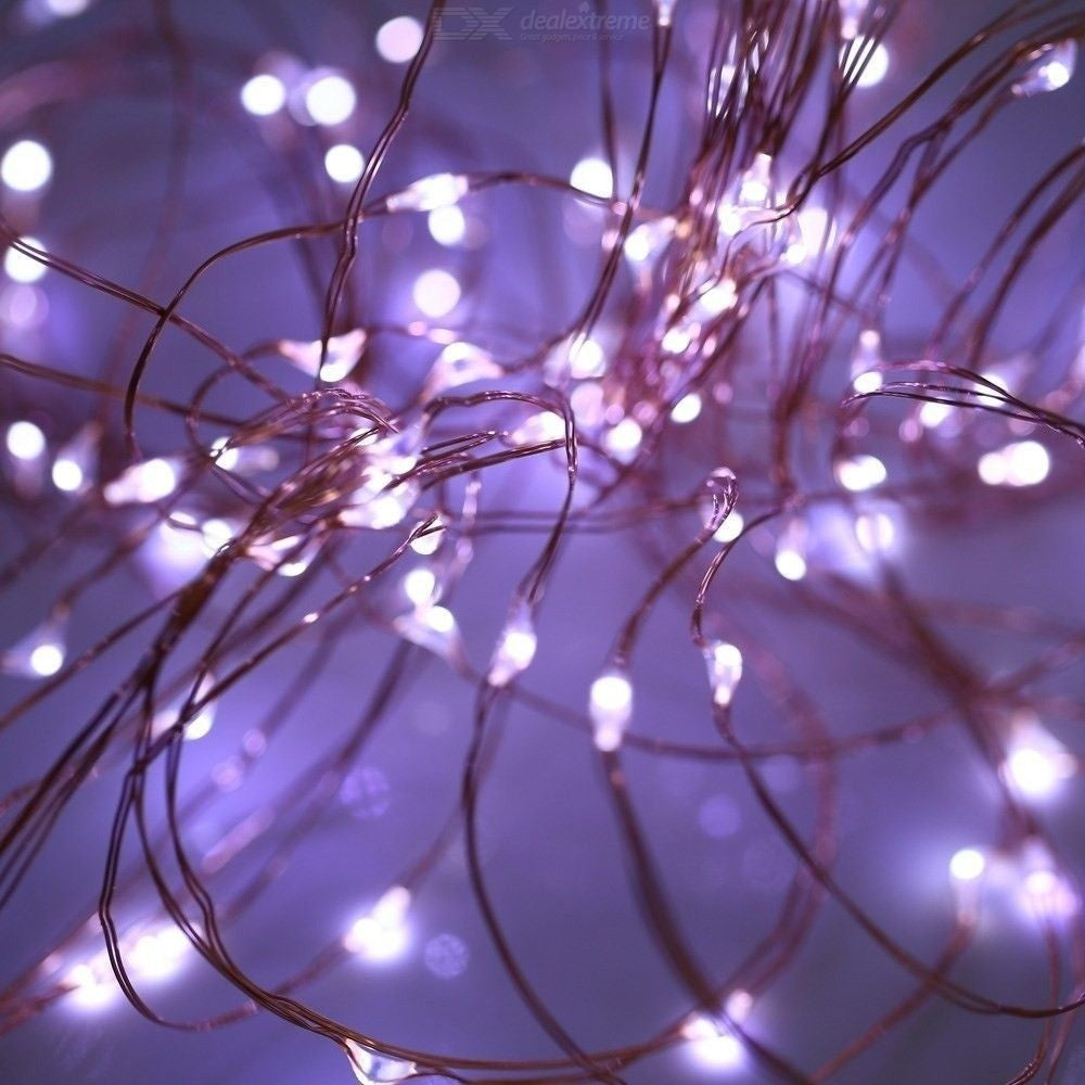 Instalatie de Craciun Liniara, Vivimall®, Tip Liniara, Fir Cupru, 8 Jocuri de Lumini, cu Telecomanda, 5 m, 50 Led-uri, Alimentare USB, 4.5V, Alb Rece