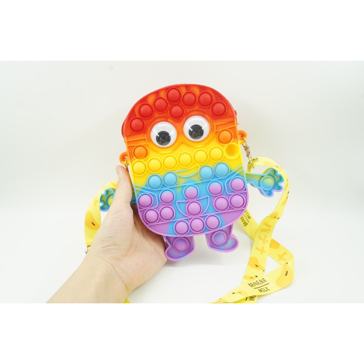 Jucarie antistres din silicon, Flippy, Pop It Now and Flip It, Geanta de umar, Minion, Multicolor - vivimall.ro