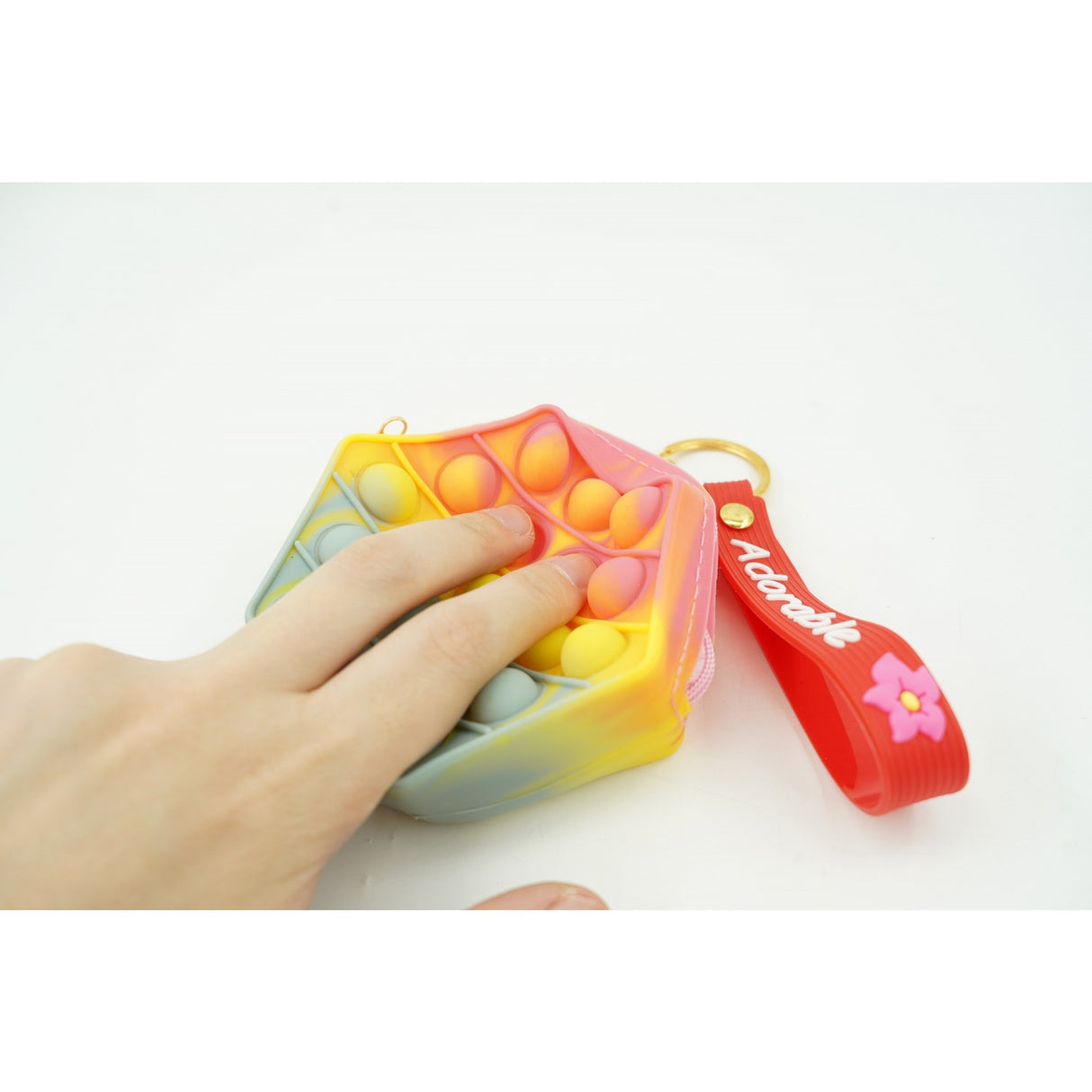 Jucarie antistres din silicon, Flippy, Pop It Now and Flip It, Portofel hexagon, Rosu/Roz - vivimall.ro