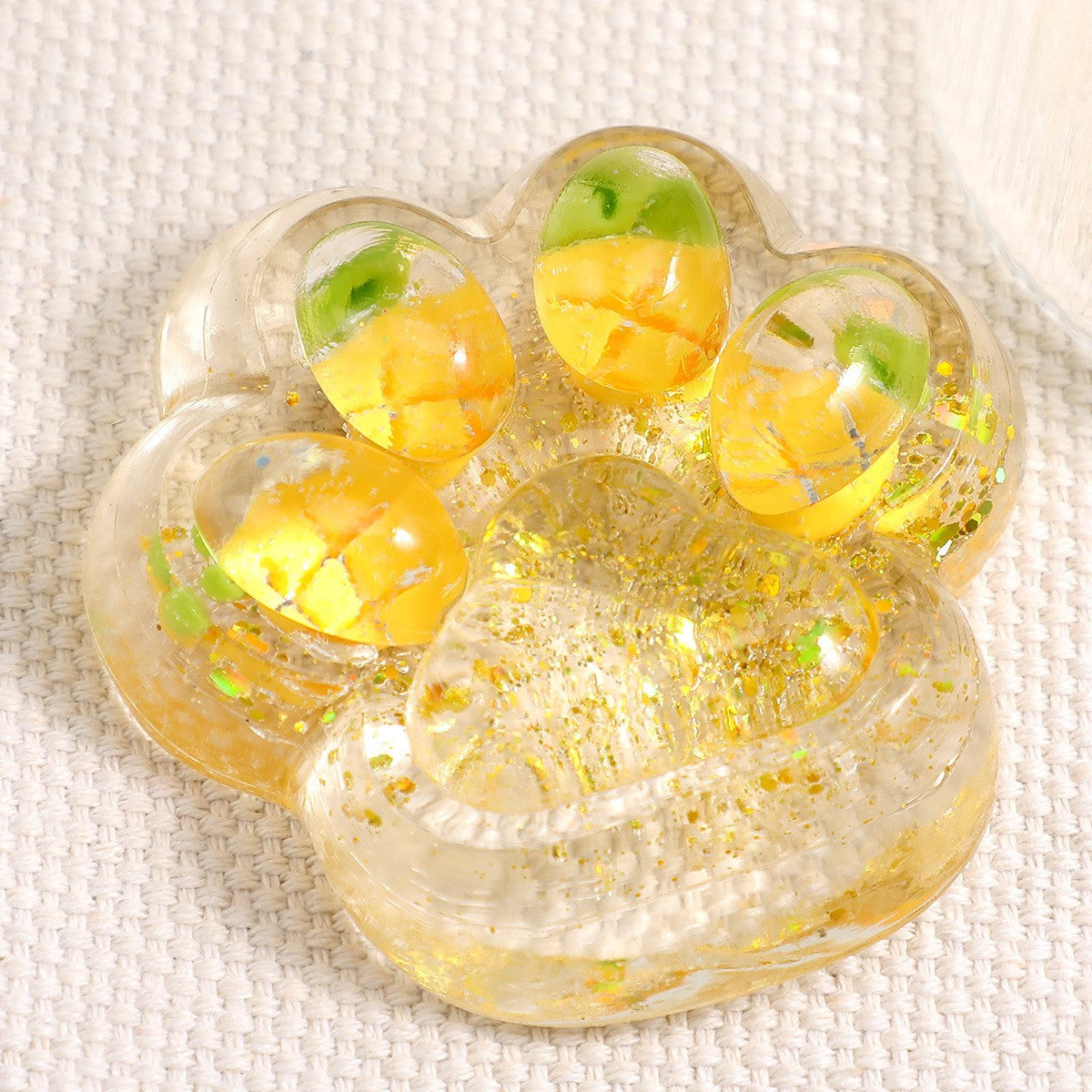 Jucarie Antistres Squishy, Vivimall, cu Revenire Lenta, Squeeze Pinch Family, Model Cat Paw, 6.5 x 7 cm, din Tpr, 4-6 Ani, Model 5 Fructe, Transparent - vivimall.ro