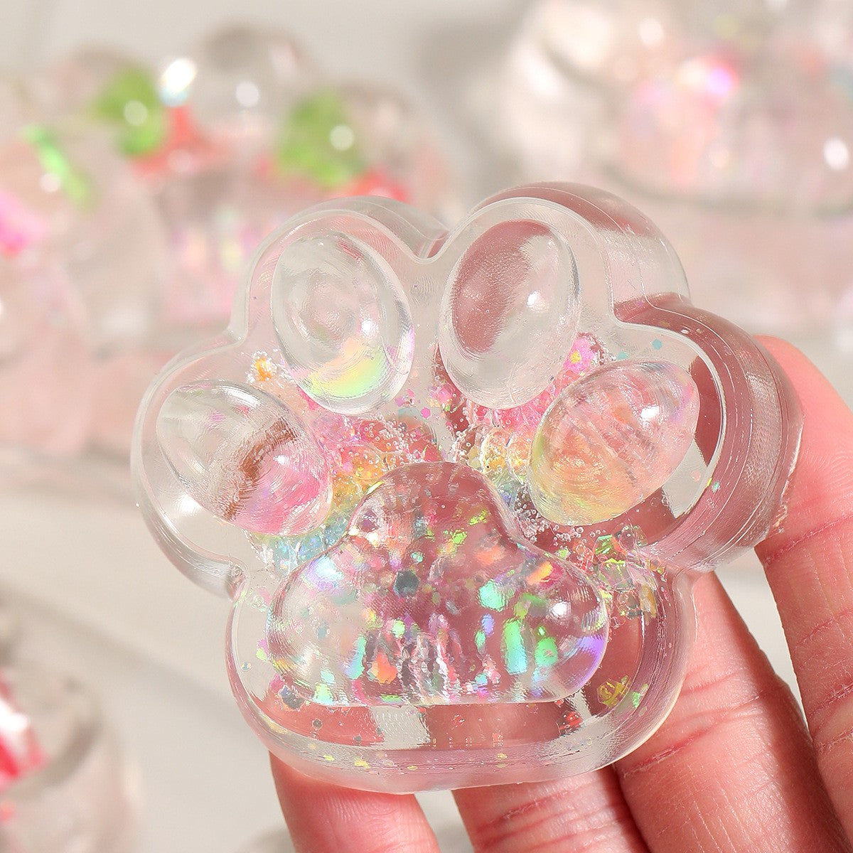 Jucarie Antistres Squishy, Flippy, Labuta de Pisica Pufoasa, cu Revenire Lenta, 7 x 6.5 cm, Model 270532, Multicolor - vivimall.ro