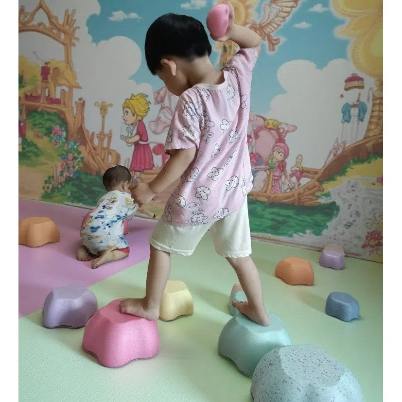 Jucarie Senzoriala de Echilibru, Flippy, Tip Stepping Stones, 5 Piese, din Spuma, pentru Miscare, Sarituri, Prindere, Diametru 28 cm, Model 3, Multicolor - vivimall.ro