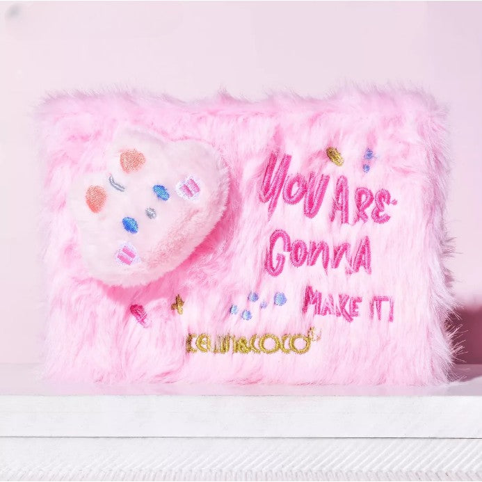 Set de Machiaj Kevin&Coco, 6 culori Blush, Husa Pufoasa, Model Pisicuta, 17.3x12.5x5 cm, Multicolor - vivimall.ro