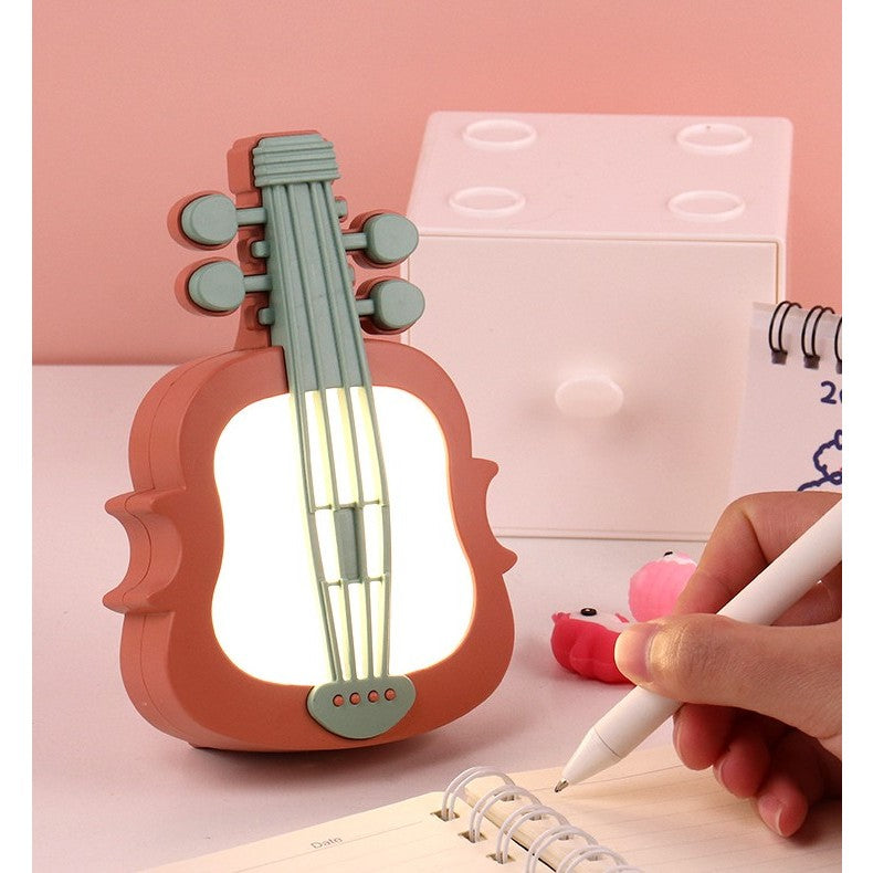 Lampa de Veghe, Vivimall, cu Protectie pentru Ochi, Model Violina, Lumina Calda, Incarcare USB, ABS, 14.3x5x9.9 cm, Verde/ Rosu - vivimall.ro