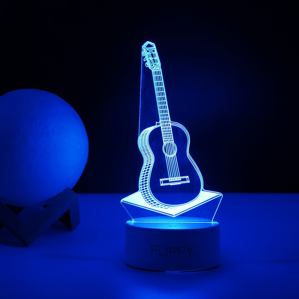 Lampa LED decorativa, Vivimall, 3D, Chitara, din material acril si lumina multicolora, alb - vivimall.ro