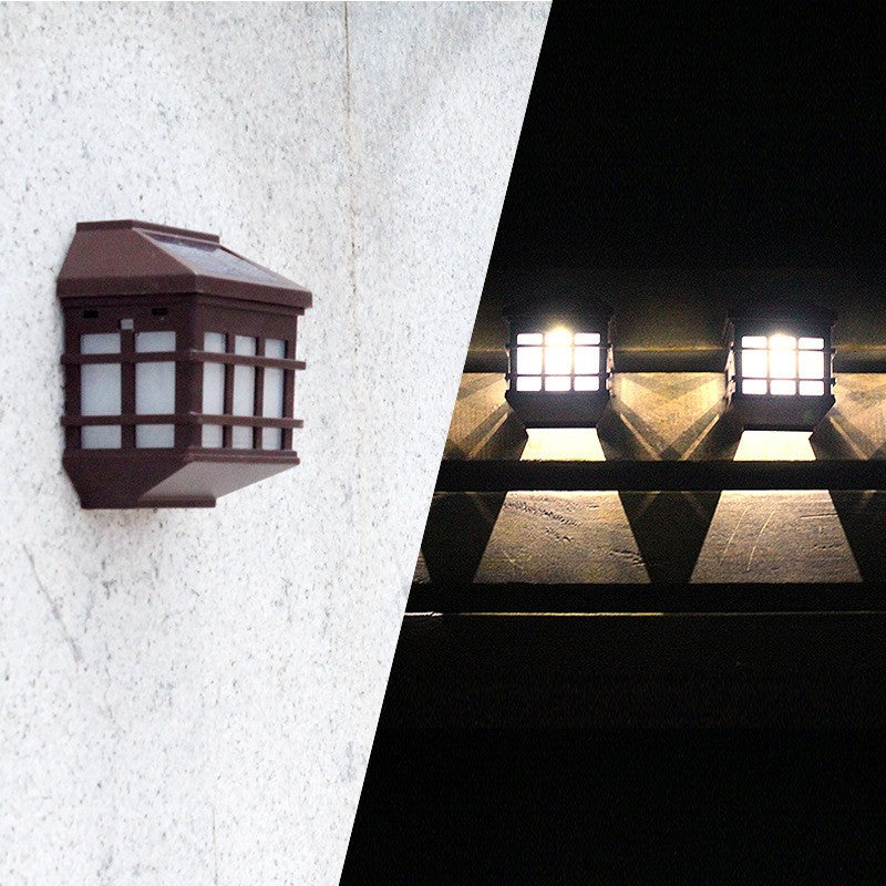 Lampa solara LED tip Felinar pentru perete Vivimall, 11.5 x 8.3cm, 1.2V, ABS, 400mAh, alb rece - vivimall.ro