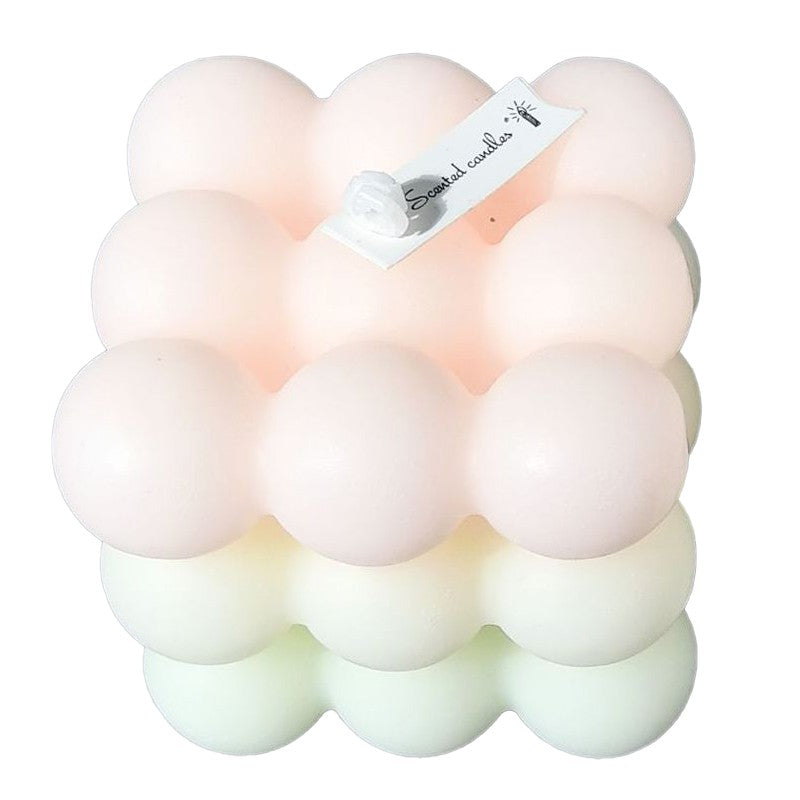 Lumanare Parfumata, Vivimall, din Ceara De Soia, Model Cub, Gradient in 3 Culori Pale, 6x6x6 cm, Aroma de Piersici, Bej - vivimall.ro