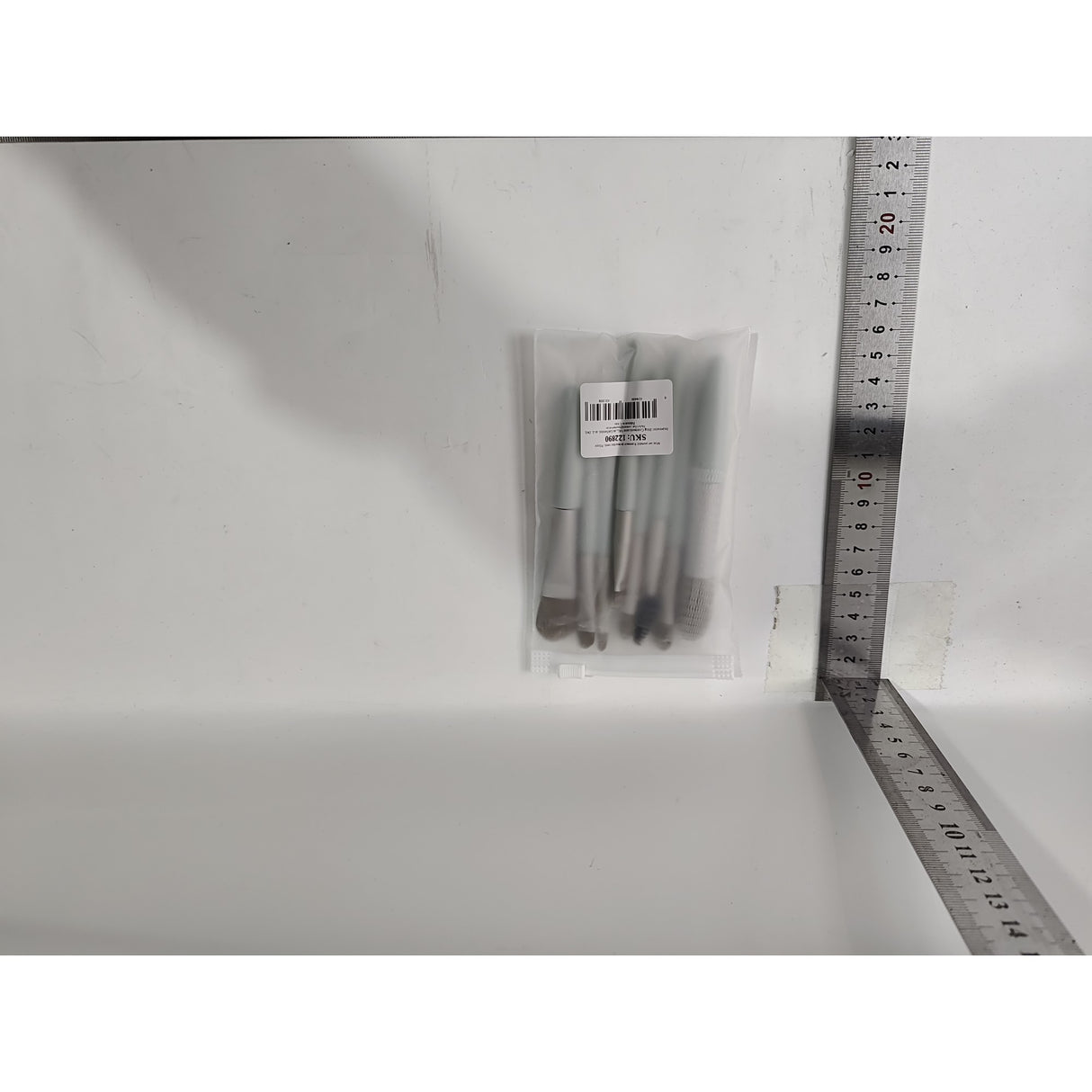 Mini set portabil 8 pensule de machiaj verzi, Vivimall - vivimall.ro