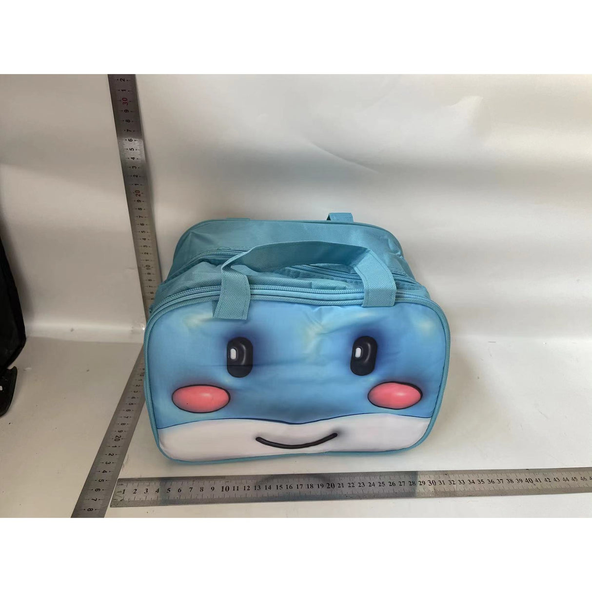 Geantă Frigorifică, Flippy, cu Desene Animat 3D, Portabilă pentru Copii, de Prânz, din Pânză Oxford, 27.5x18x20 cm, Model Balena, Albastru