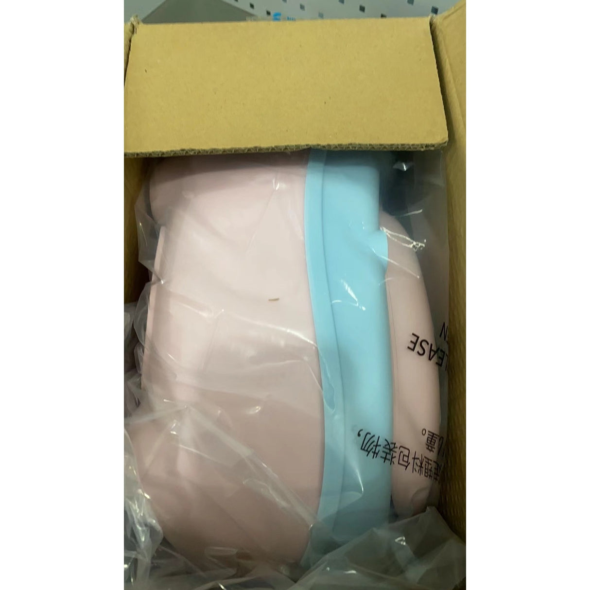 Olita pentru Copii, Vivimall, +6 luni, Compartiment Detasabil, cu Capac, Antiderapanta, din Plastic, Colac Moale, Model Animat Ciclop, cu Maner, 33 x 21 x 45 cm, Albastru/Roz - vivimall.ro