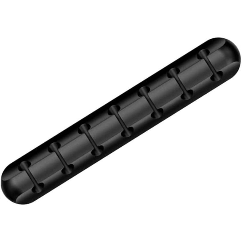 Organizator cabluri birou negru cu cablu USB și cablu de alimentare introduse în sloturi
