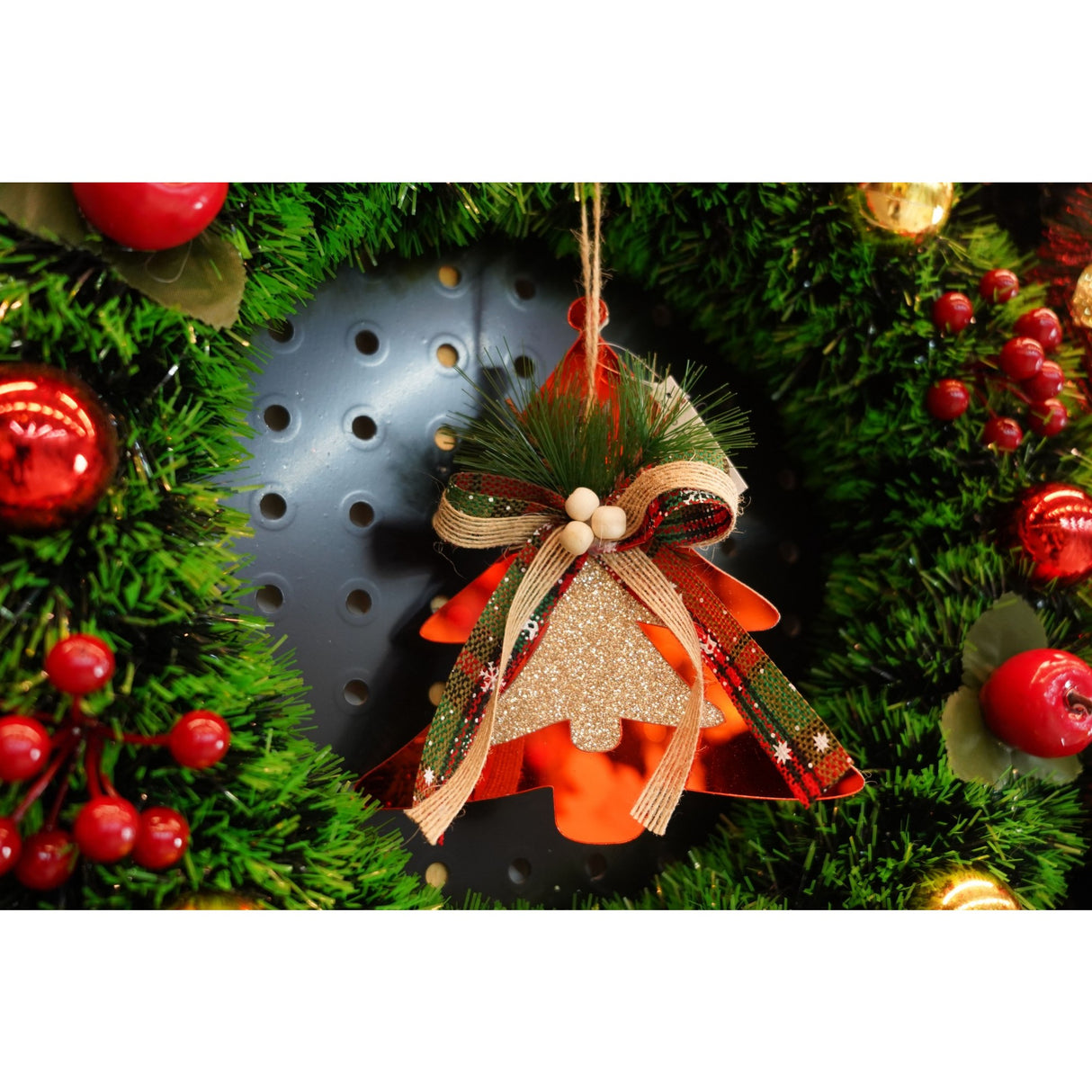 Ornament brad, Flippy, Brad, Rosu, Lucios, 14*16CM, Acril, Interior/ Exterior - vivimall.ro