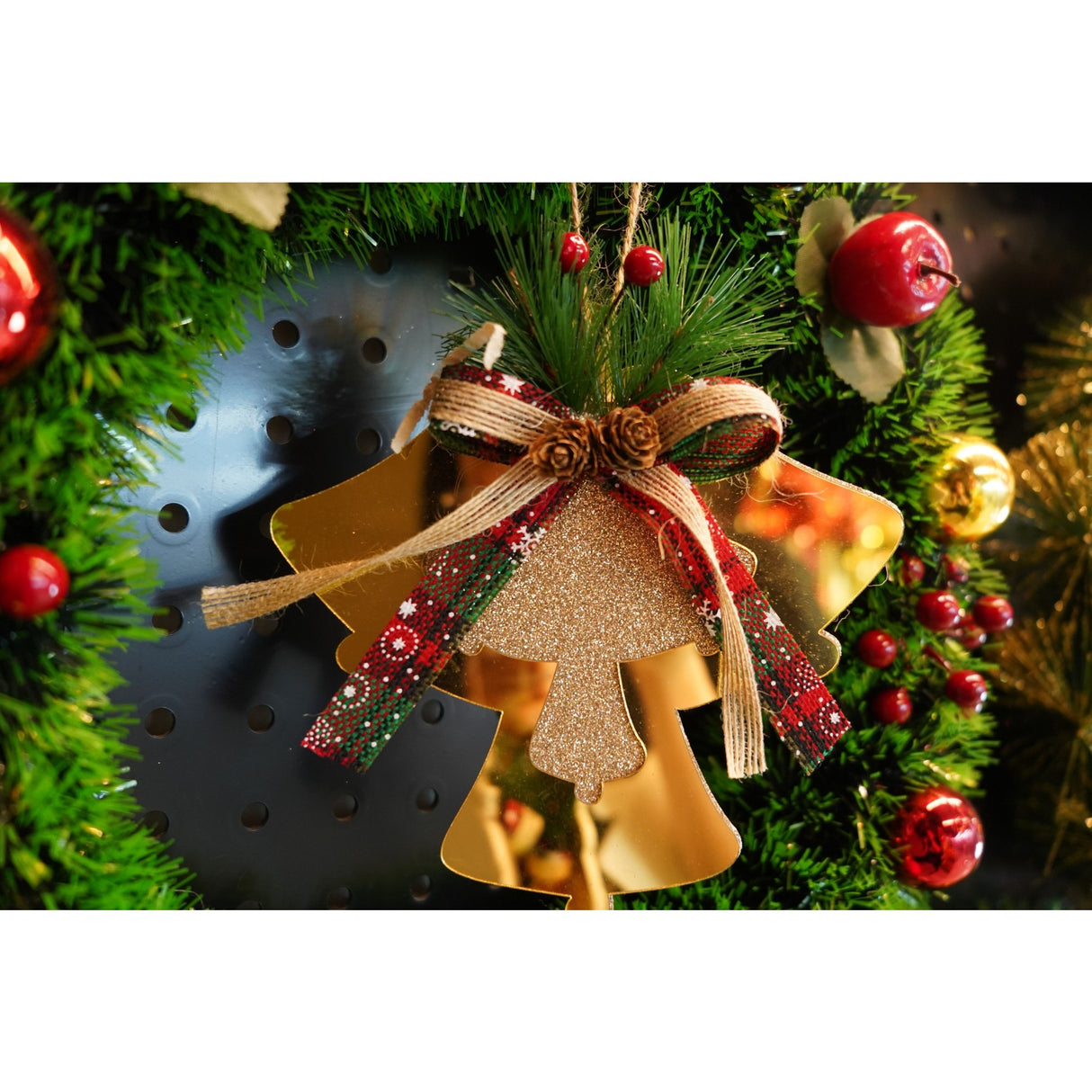 Ornament brad, Vivimall, Clopotei, Auriu, Lucios, 16*17CM, Acril, Interior/ Exterior - vivimall.ro