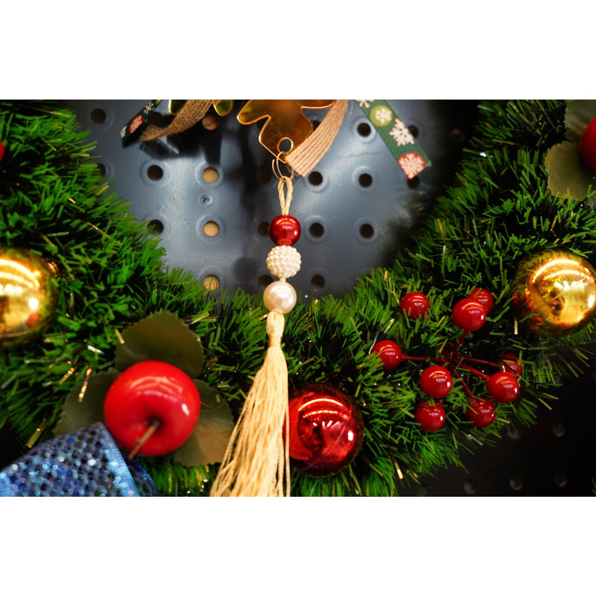 Ornament brad, Vivimall, Fulg de nea, Auriu, Lucios, 15*27CM, Acril, Interior/ Exterior - vivimall.ro