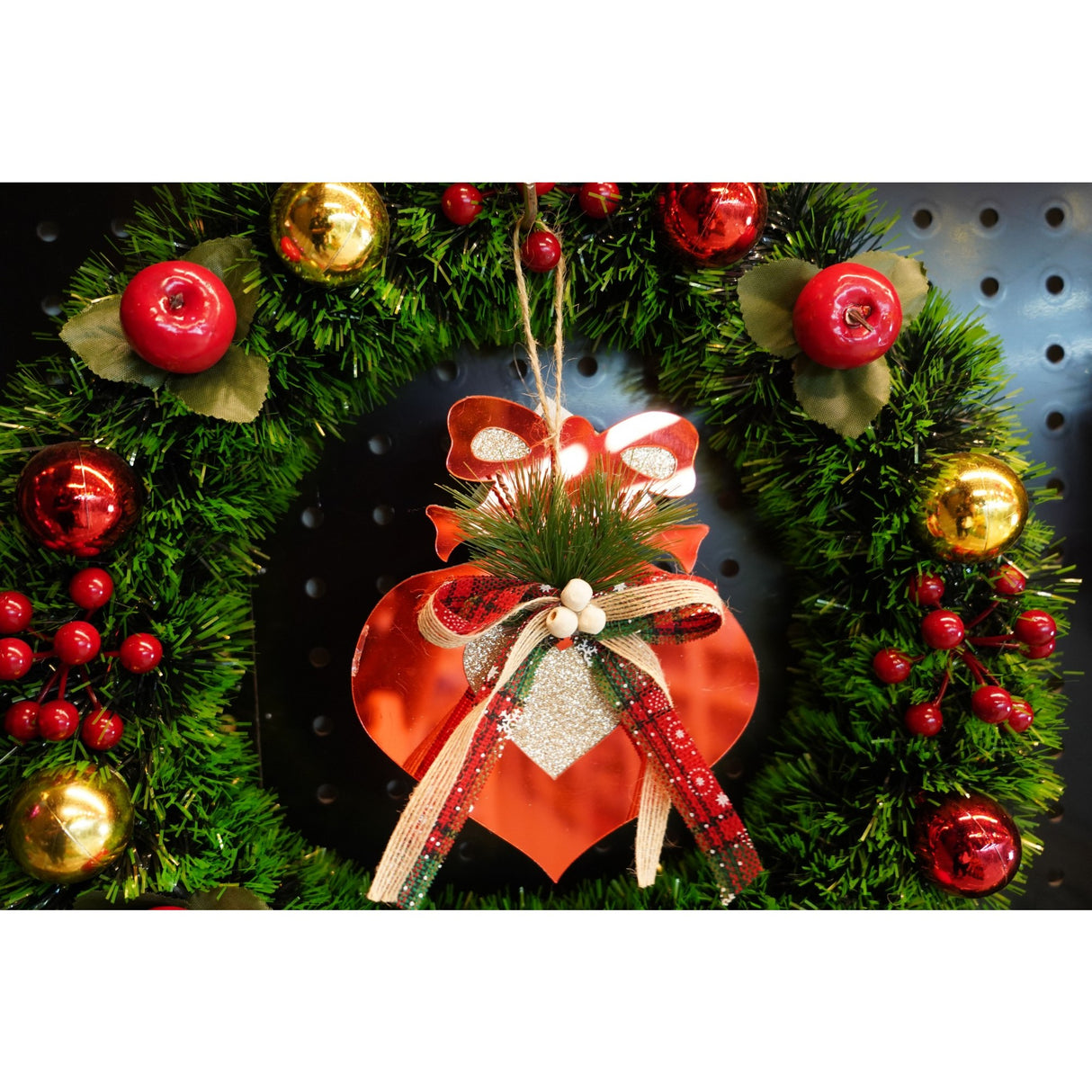 Ornament brad, Vivimall, Inima, Rosu, Lucios, 15*15CM, Acril, Interior/ Exterior - vivimall.ro