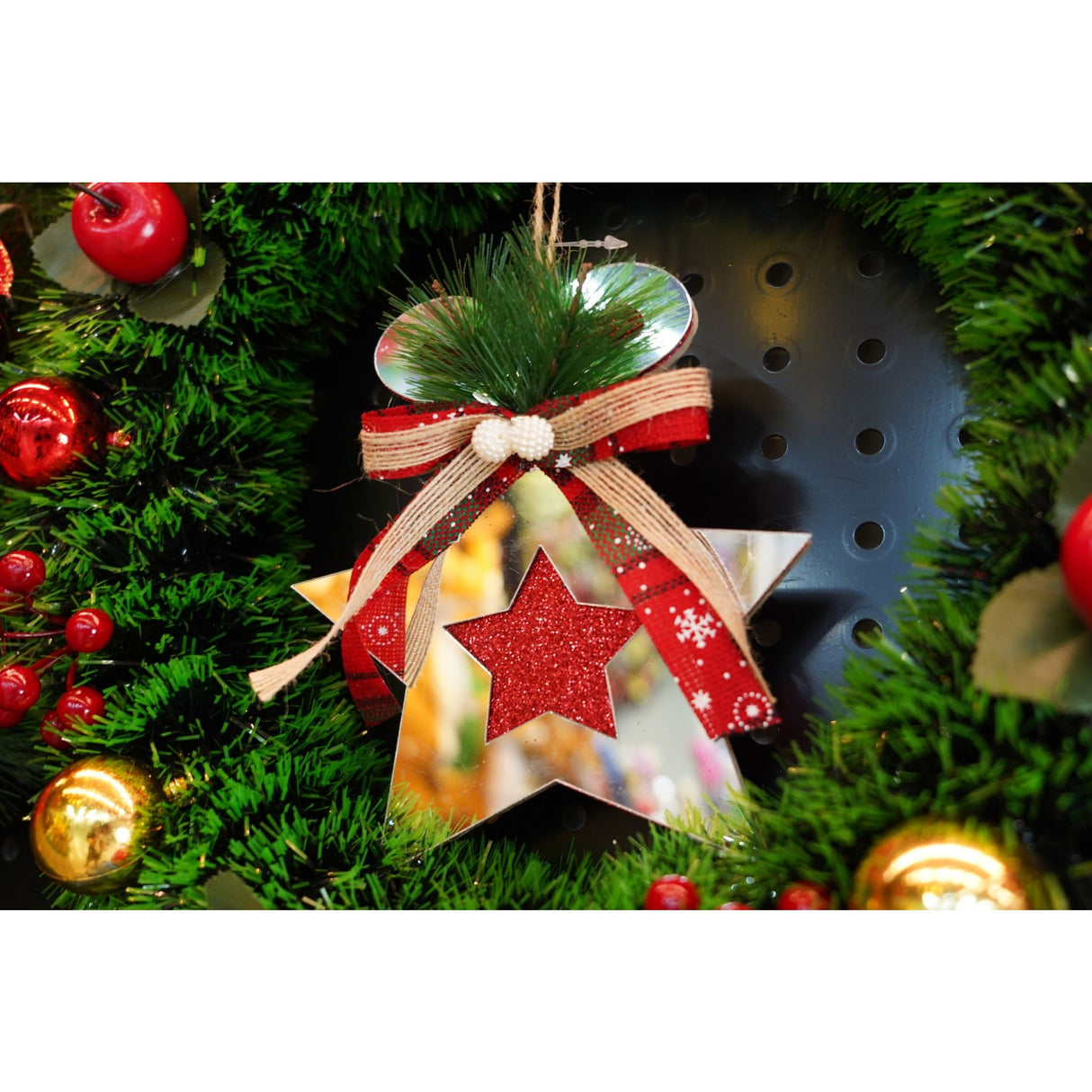 Ornament brad, Vivimall, Stea, Argintiu, Lucios, 14*17CM, Acril, Interior/ Exterior - vivimall.ro