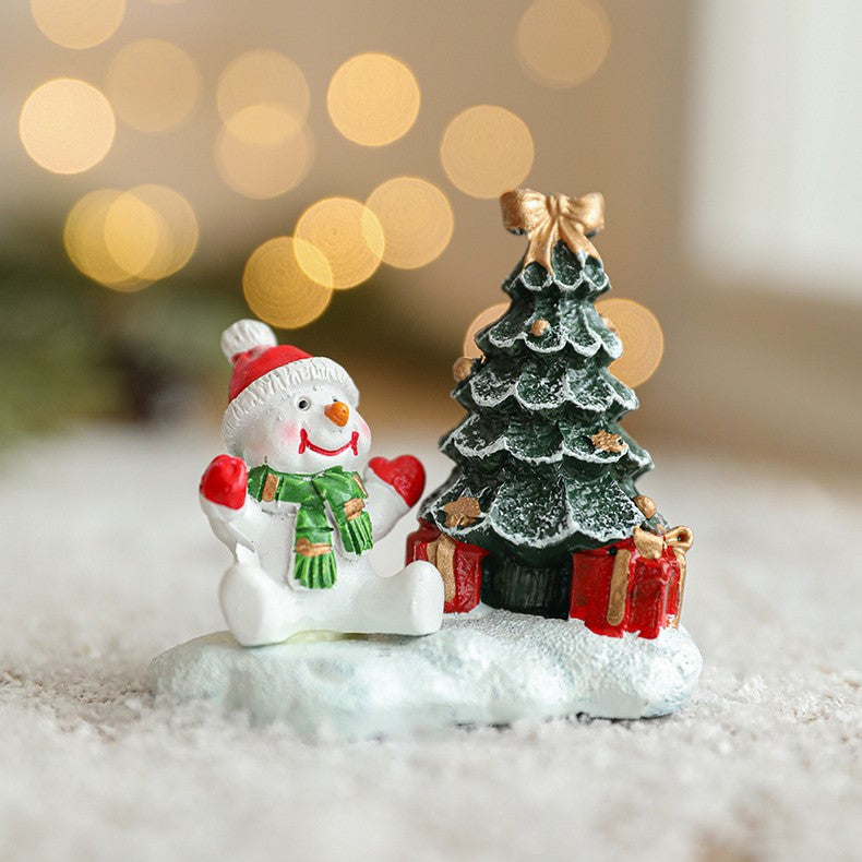 Ornament de Craciun din Rasina pentru Decor, Flippy, Model Om de Zapada cu Brad, Decoratiune de Birou pentru Craciun, 6.5 x 6.5 x 4 cm, Alb Verde - vivimall.ro