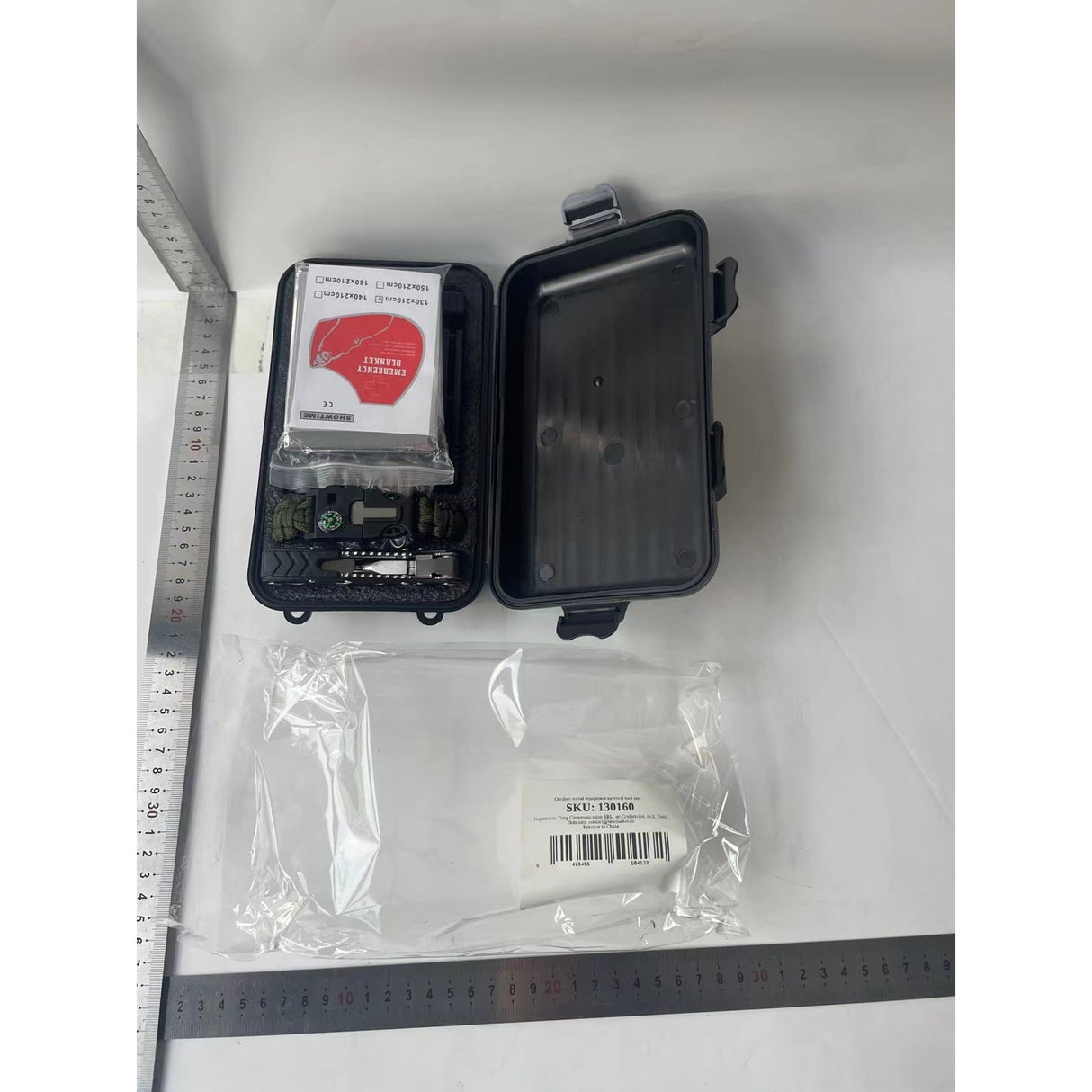 Kit supravietuire multifunctional, Vivimall, Instrumente profesionale, Tip Valiza, pentru Camping, Drumetii, Aventuri in aer liber, 130x210 cm, Negru - vivimall.ro