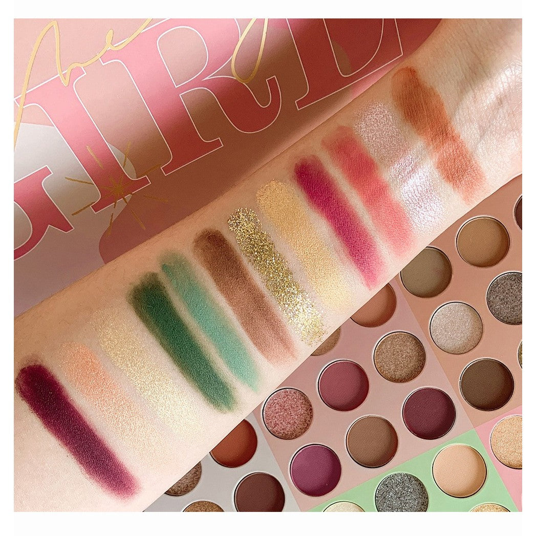 Комплект грим, палитра сенки за очи с 54 пигментирани цвята