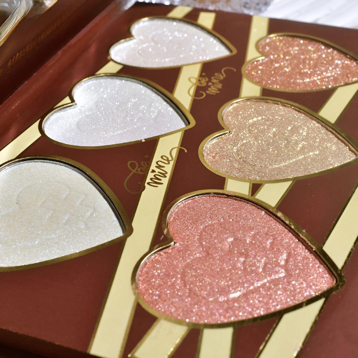 Paleta Iluminatoare, Kevin & Coco, 6 Nuante, Be Mine, Culori Calde, Dreptunghiulara, 140 g, Valabilitate 24 Luni, 17.4x11.5x1.3 cm, Varianta A, Nude - vivimall.ro