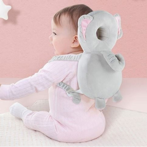 Tetieră tip rucsac elefant pluș, bebeluș purtând perna de protecție cap, vedere laterală