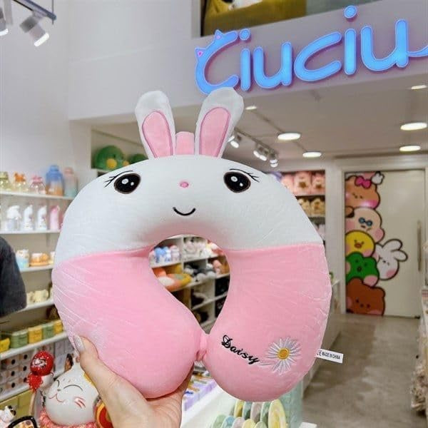 Perna de Calatorie in Forma de U, Vivimall, Pentru Gat si Cap, Umplutura din Spuma cu Memorie, 30x30 cm, Model Iepuras, Accesoriu de Voiaj, Birou, Masina, Sistem Prindere Capse, Roz-Alb - vivimall.ro