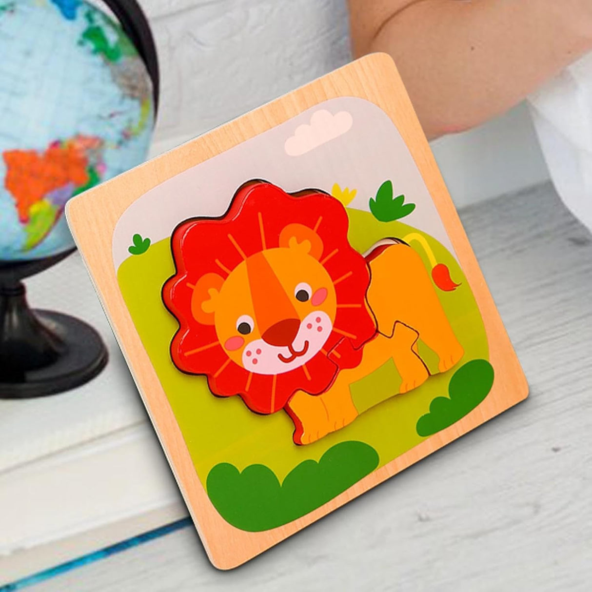 Puzzle Montessori din Lemn pentru Copii, Vivimall, 3D, 0-3 Ani, Model Leu, Educativ, Intuitiv, Creativ, 3 Piese, 15x15x0.5 cm, Multicolor - vivimall.ro