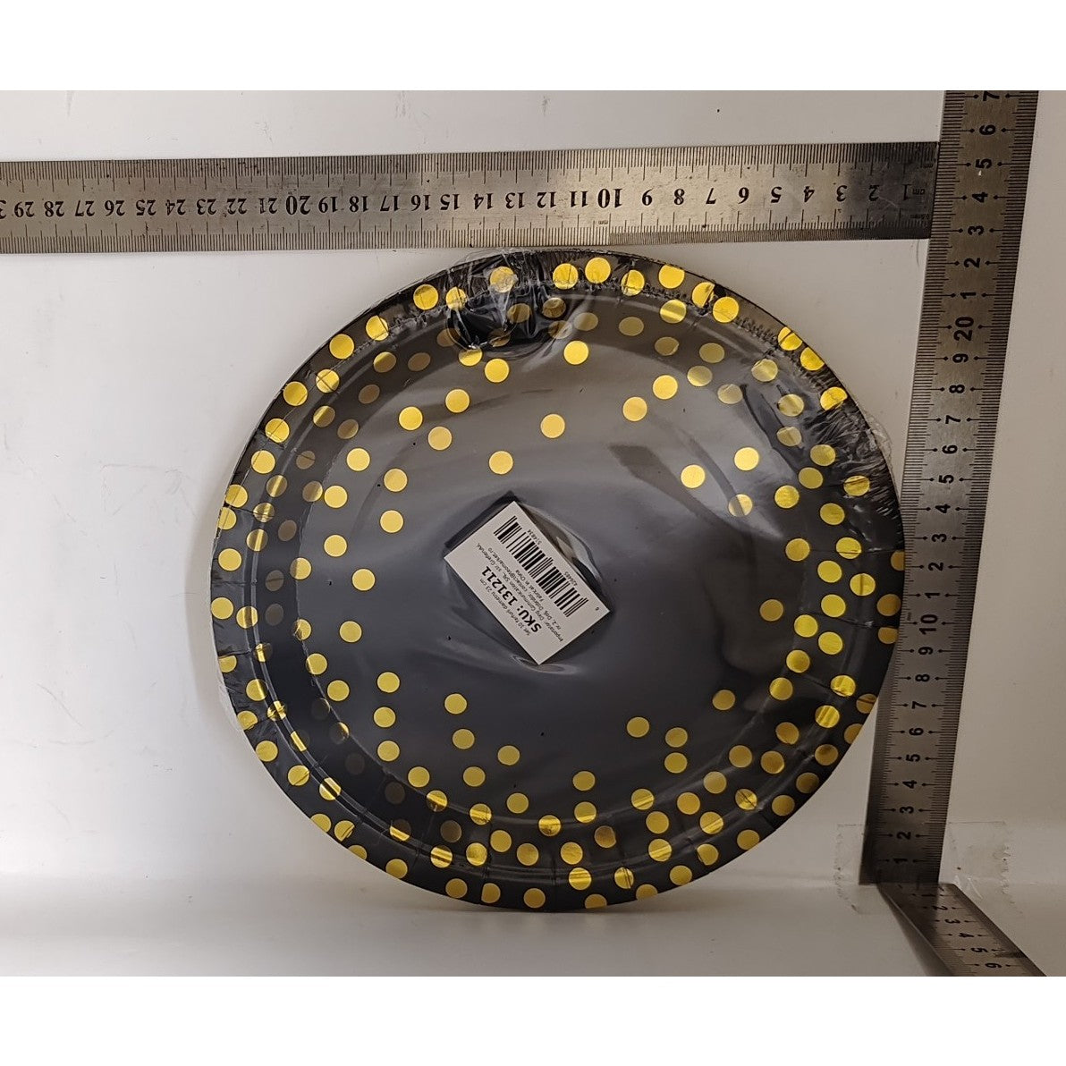 Set 10 Farfurii Unica Folosinta, Vivimall, Imprimeu cu Buline, din Carton, Diametru 23 cm, Negru/Auriu - vivimall.ro