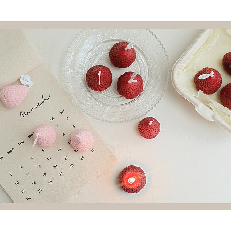 Set 4 Lumanari Parfumate, Vivimall, Model Capsunici, Ardere 30 min, 52g, 6.3 x 6.3 x 3.8 cm, Rosu - vivimall.ro