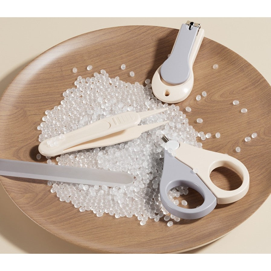 Set 4in1 de Ingrijire Unghii pentru Bebelusi, Vivimall, Cutie de Depozitare Tip Borcan, 0-6 Ani, 10 x 7 x 6 cm, Alb/Gri - vivimall.ro