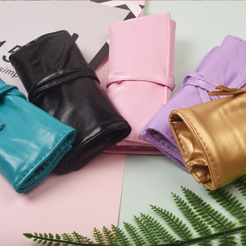 Преносим комплект за грим от 7 части с черен калъф