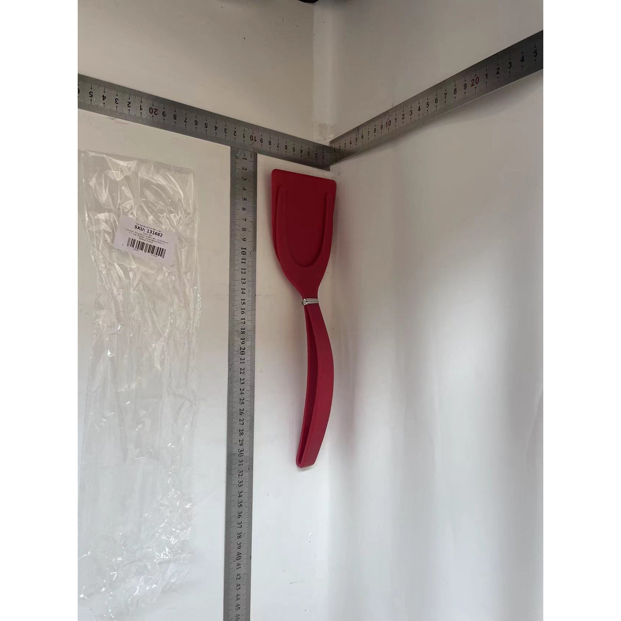 Spatula Multifunctionala tip Cleste, Vivimall, Spatula Cleste pentru Gatit, Silicon PP, pentru Alimente, Carne, Paine, 31 x 8.5 cm-Rosu - vivimall.ro