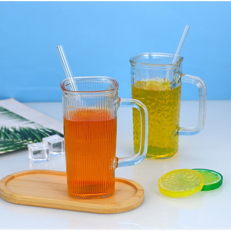 Pahar pentru Racoritoare, Vivimall, din Sticla, 330 ml, cu Pai si Maner, Model Clear Dungi Verticale, Transparent - vivimall.ro