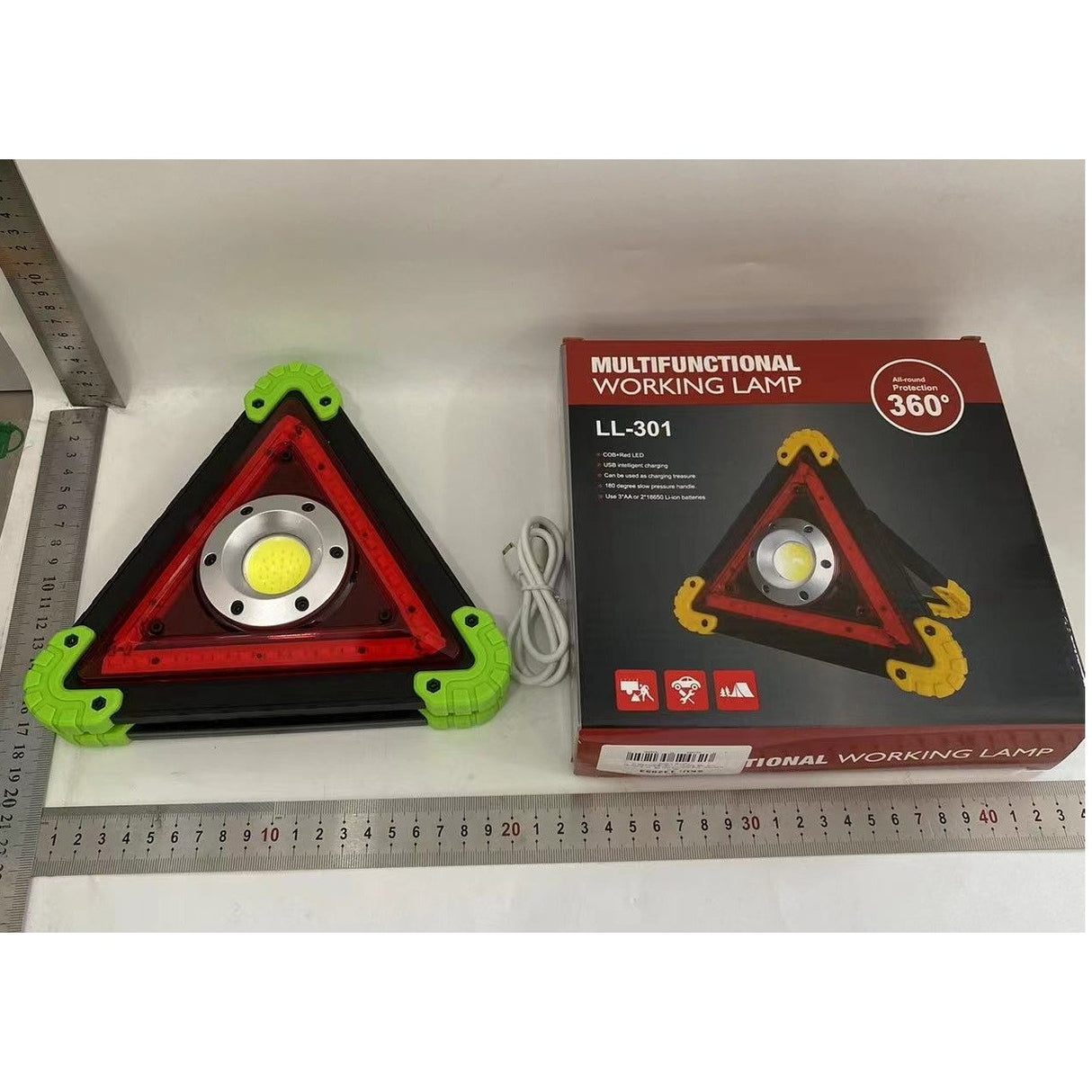 Triunghi Multifunctional de Avertizare, Vivimall, Lanterna LED, Impermeabil IP65, 800 lm, 2 x AA, Functie Incarcare Telefon, USB si Micro USB, COB 33, Verde - vivimall.ro