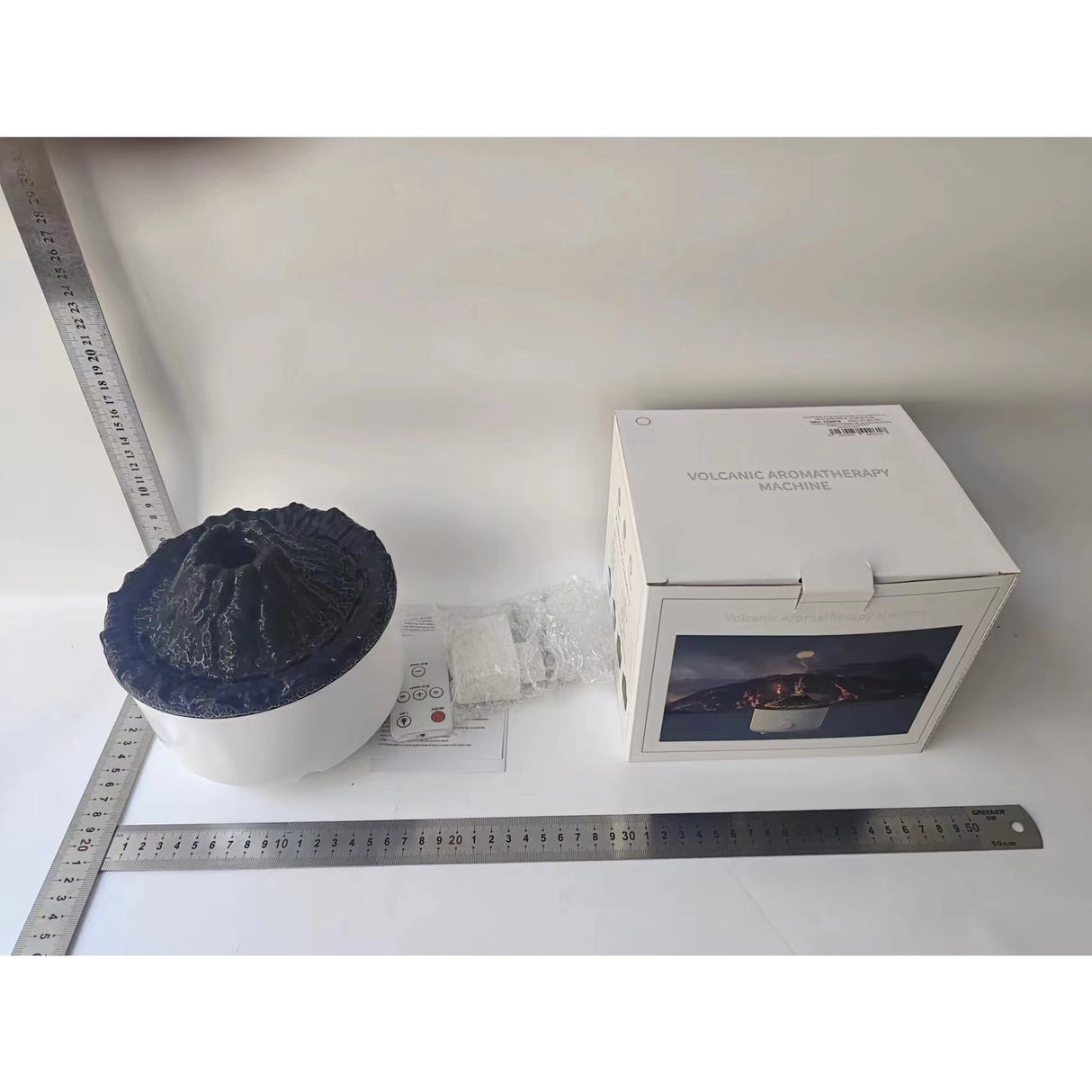 Umidificator de tip vulcan, Vivimall, cu aromaterapie, cu telecomanda, 560 ml, model V21B, alb, Resigilat - vivimall.ro