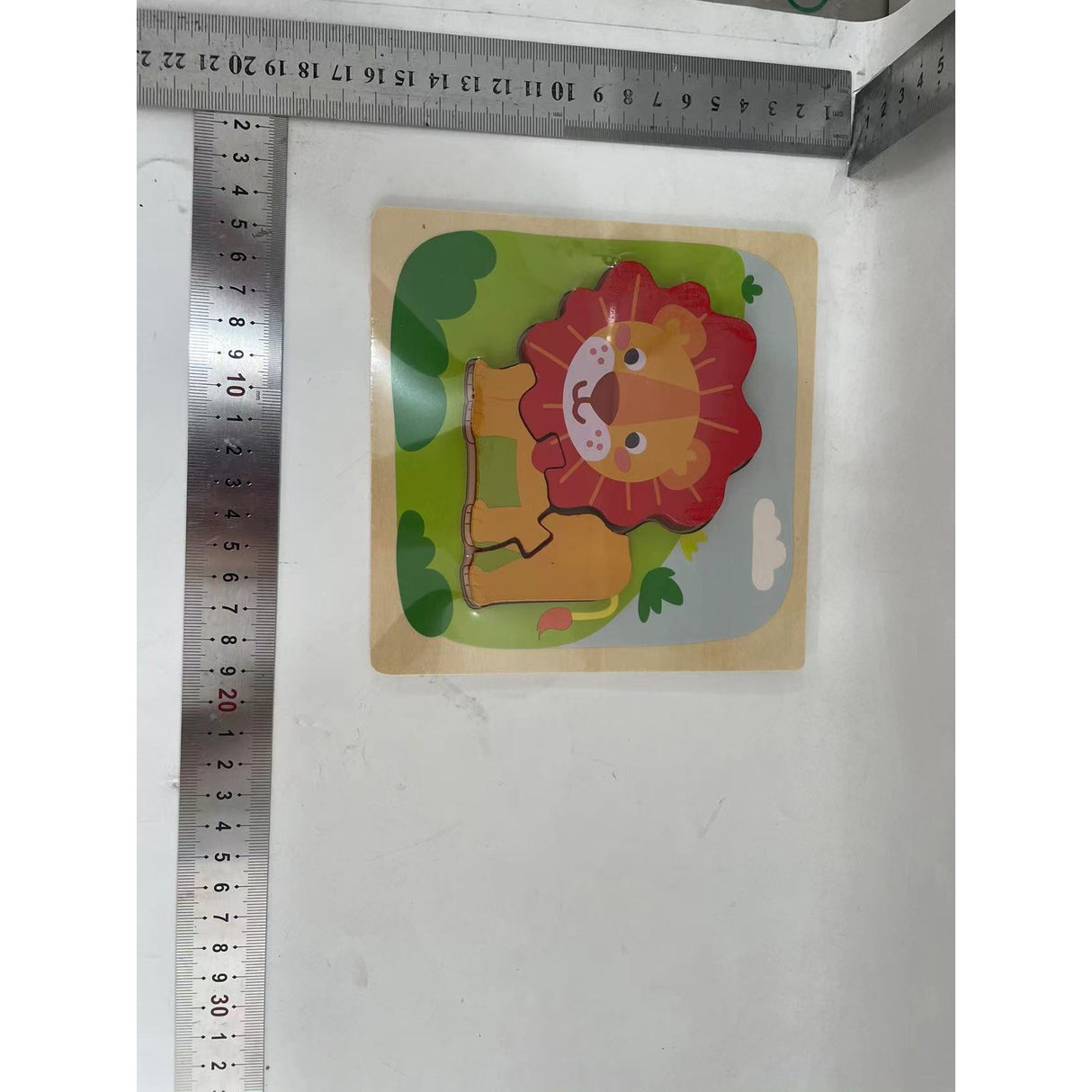 Puzzle Montessori din Lemn pentru Copii, Vivimall, 3D, 0-3 Ani, Model Leu, Educativ, Intuitiv, Creativ, 3 Piese, 15x15x0.5 cm, Multicolor - vivimall.ro