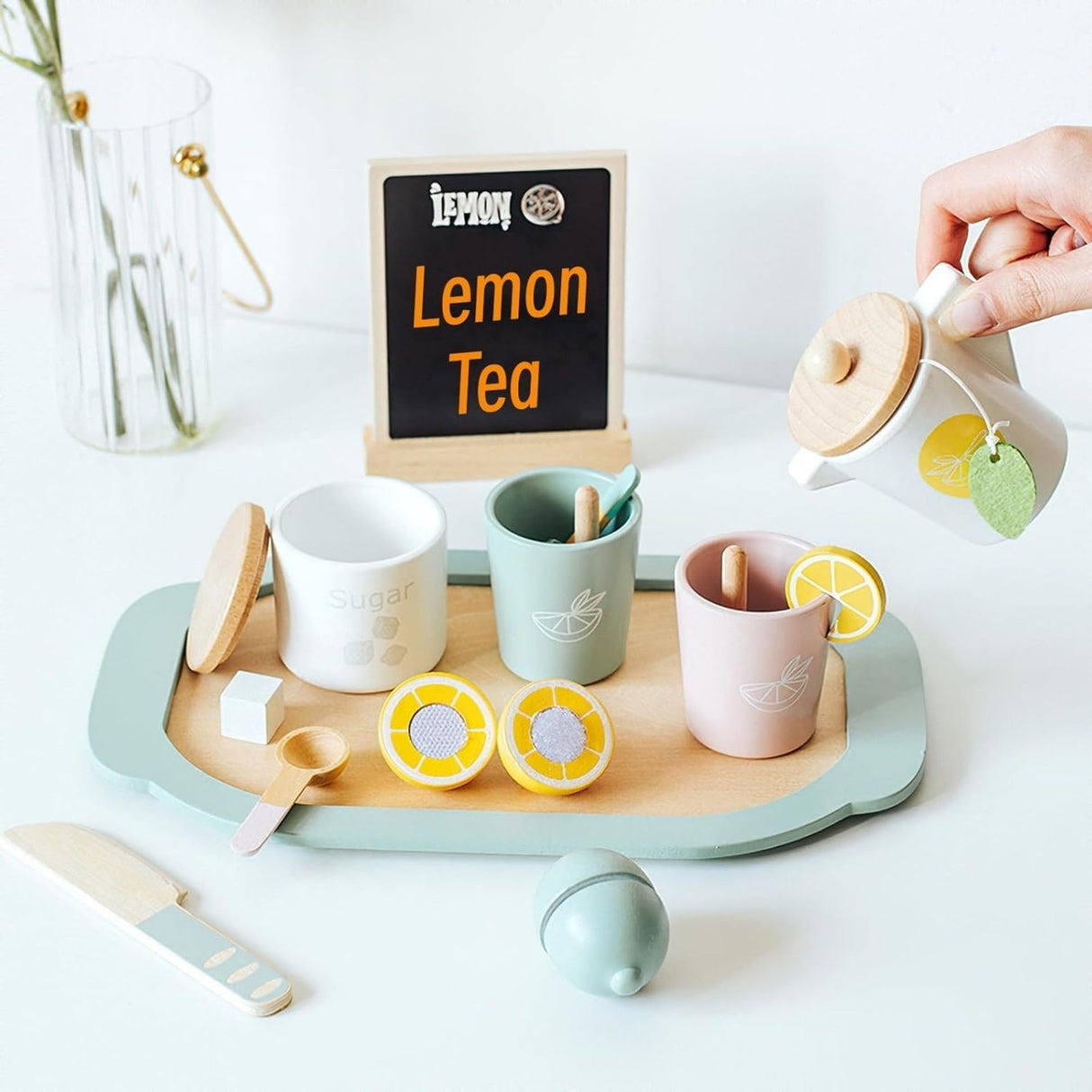 Jucarie Educativa Montessori din Lemn, Flippy, Joc Interactiv Model Lemon Tea cu Accesorii de Bucatarie, Dezvolta Motricitatea Fina, 3ani+, Multicolor - vivimall.ro