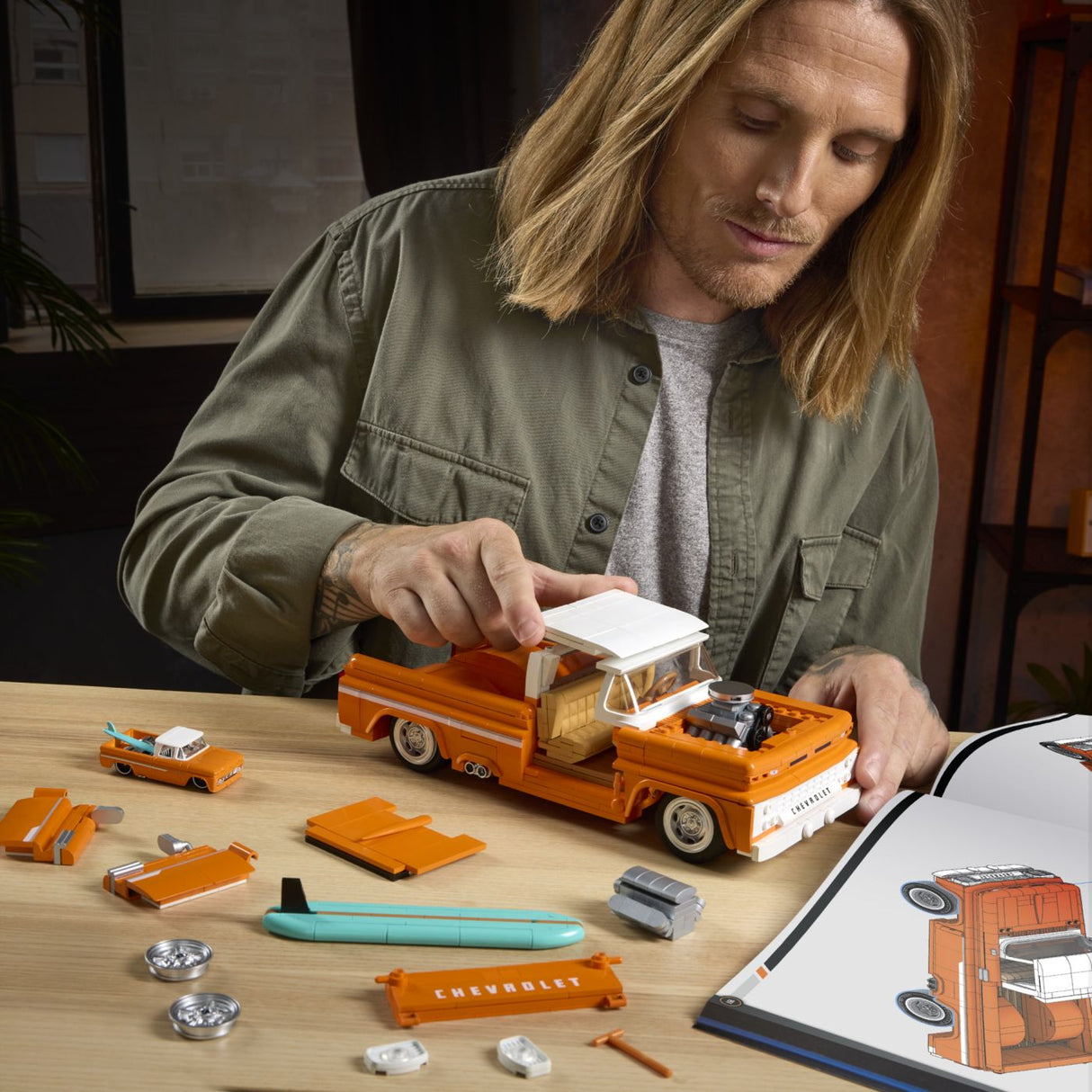 HOT WHEELS ELITE SERIES SET DE CONSTRUCTII CAMIONETA PERSONALIZATA CHEVROLET 1962