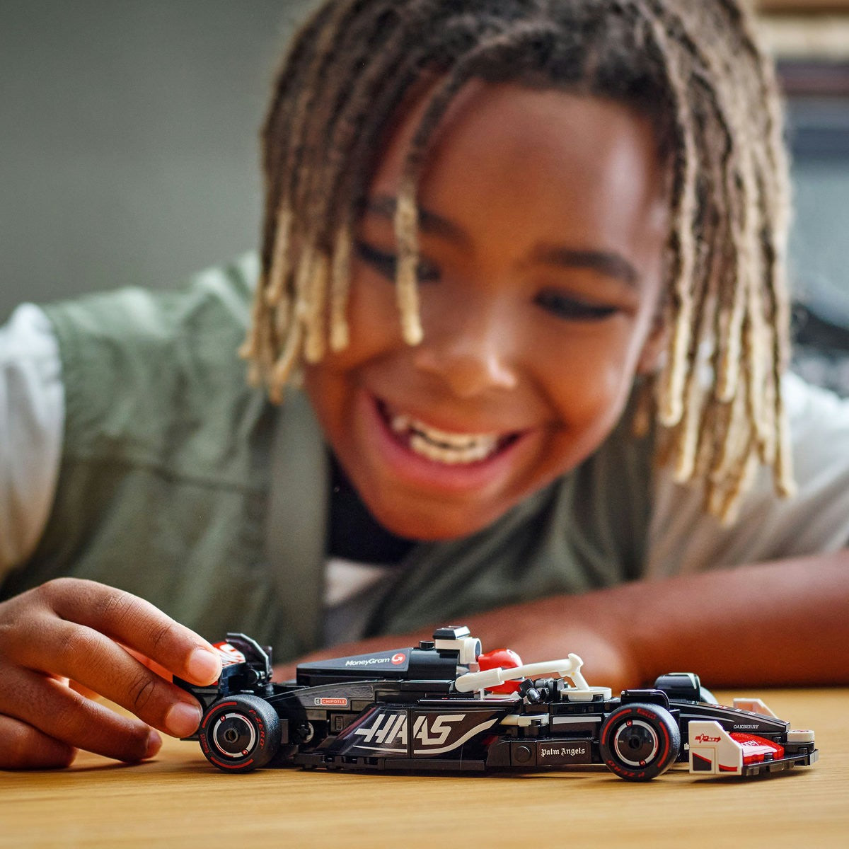 LEGO SPEED CHAMPIONS MASINA DE CURSE F1 MONEYGRAM HAAS VF-24 77250